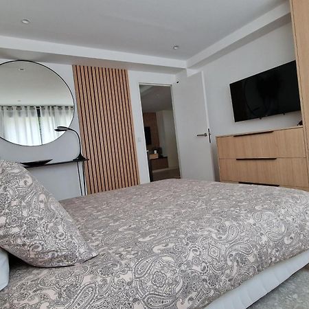 Moderne F3 - 10 Min Aeroport Cdg - Paris - Parc Asterix - Disneyland Paris - Tour Eiffel - Champs Elysee - 15 Min Parc Des Expositions Villepinte - 10 Min Le Bourget - 5 Min Du Golf International De Roissy- Jo 2024 ル・ティレー エクステリア 写真